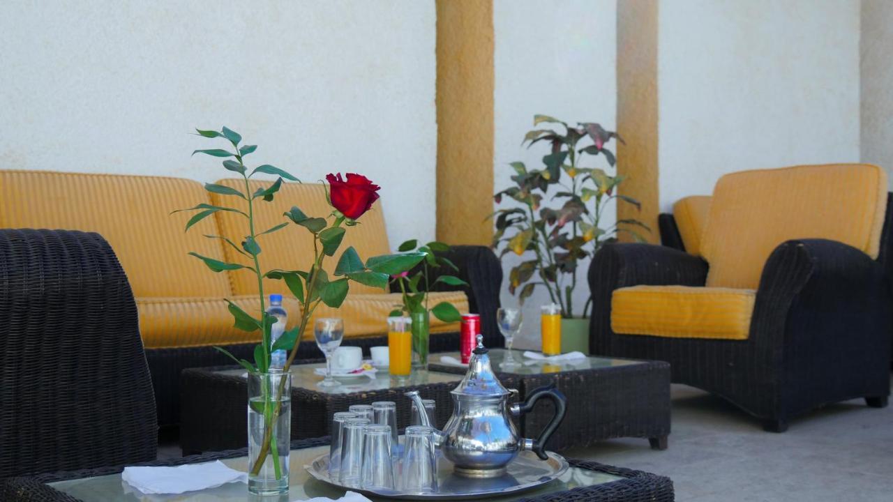 Hotel Antar Bechar Kültér fotó