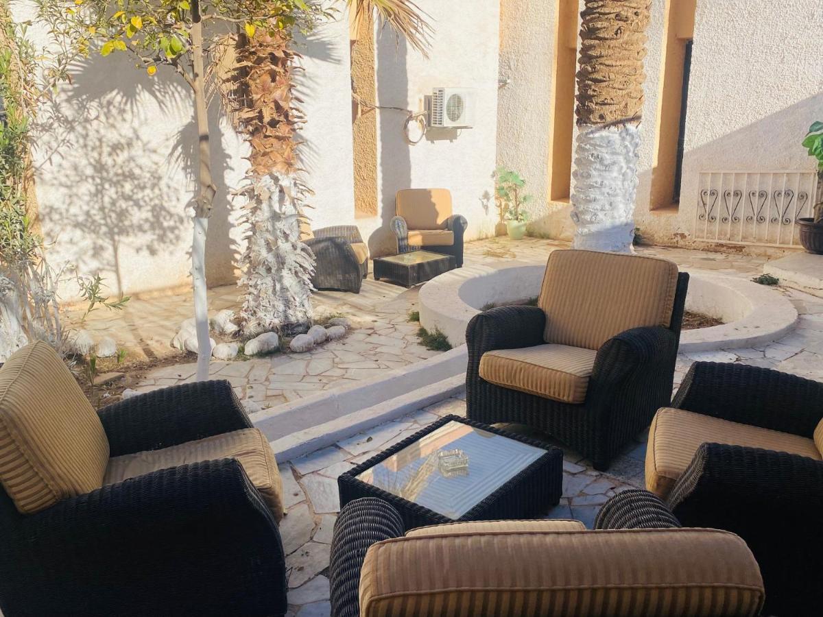 Hotel Antar Bechar Kültér fotó